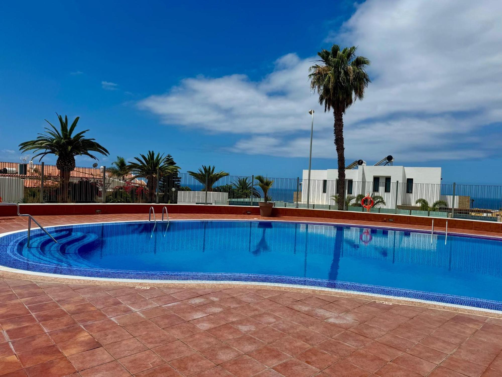 Stunning With Pool Tenerife Appartement